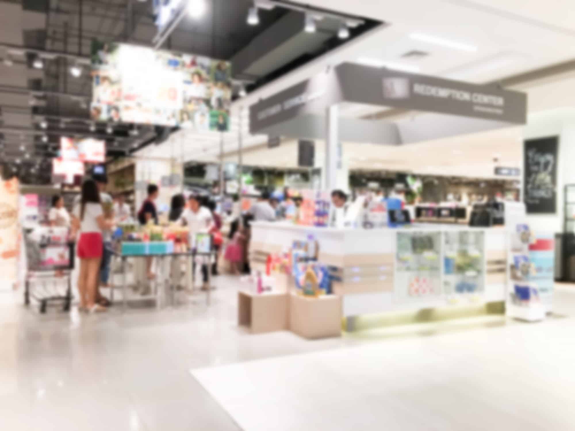 store-middle-corridor