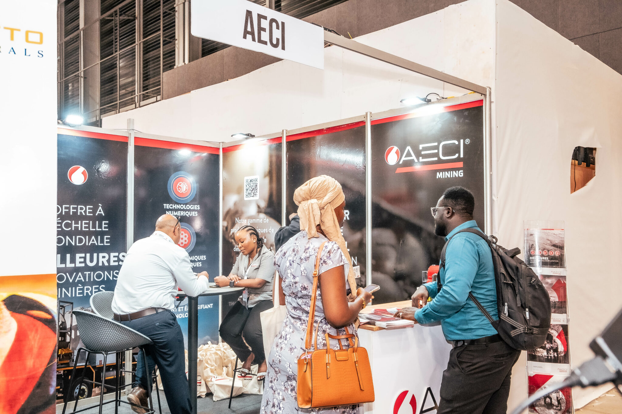 standiste offre le meilleur rapport qualité-prix pour des événements professionnels Abidjan ?